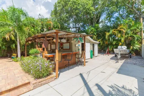 847 41st Avenue N St Petersburg FL 33703