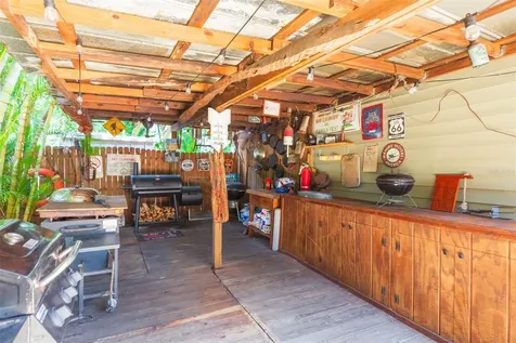 847 41st Avenue N St Petersburg FL 33703
