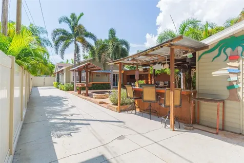847 41st Avenue N St Petersburg FL 33703