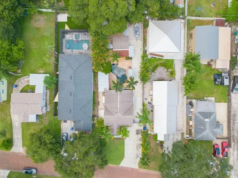 847 41st Avenue N St Petersburg FL 33703