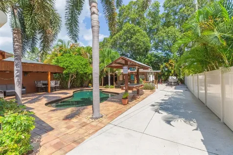 847 41st Avenue N St Petersburg FL 33703