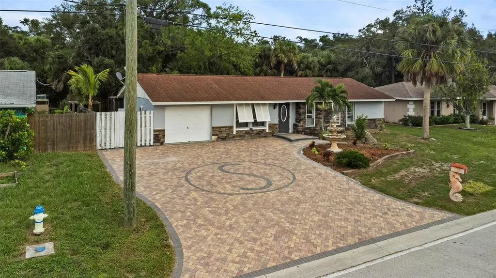 2431 Linwood Drive Sarasota FL 34232