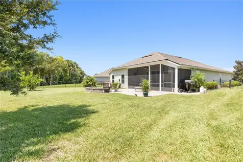 24 Country Club Harbor Circle Palm Coast FL 32137