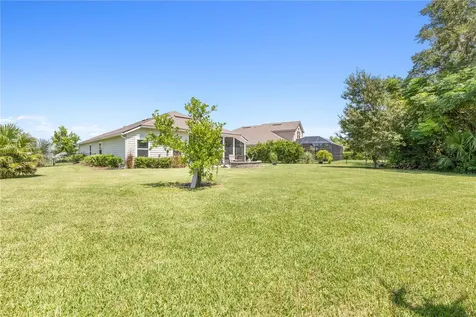 24 Country Club Harbor Circle Palm Coast FL 32137