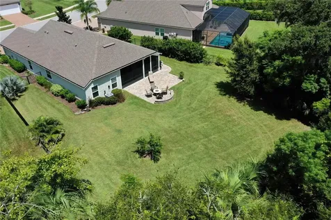 24 Country Club Harbor Circle Palm Coast FL 32137
