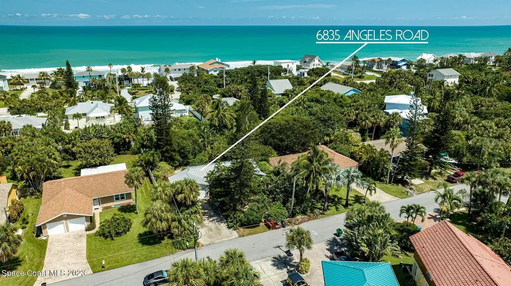 6835 Angeles Road Melbourne Beach FL 32951