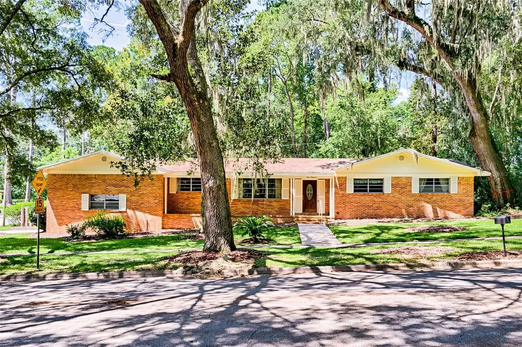 900 NW 51st Terrace Gainesville FL 32605