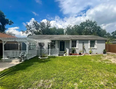 7904 Dahlia Avenue Tampa FL 33619