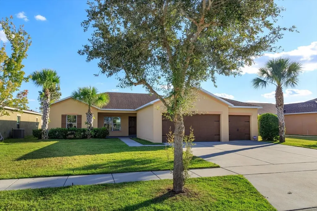 3518 Yacht Club Court Kissimmee FL 34746