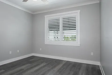 1233 Savona Drive NE St Petersburg FL 33702