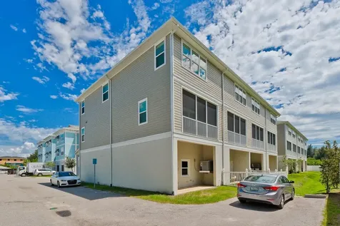 1233 Savona Drive NE St Petersburg FL 33702