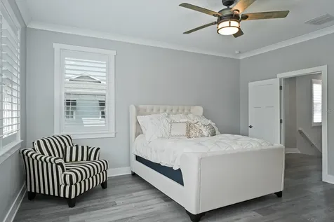 1233 Savona Drive NE St Petersburg FL 33702