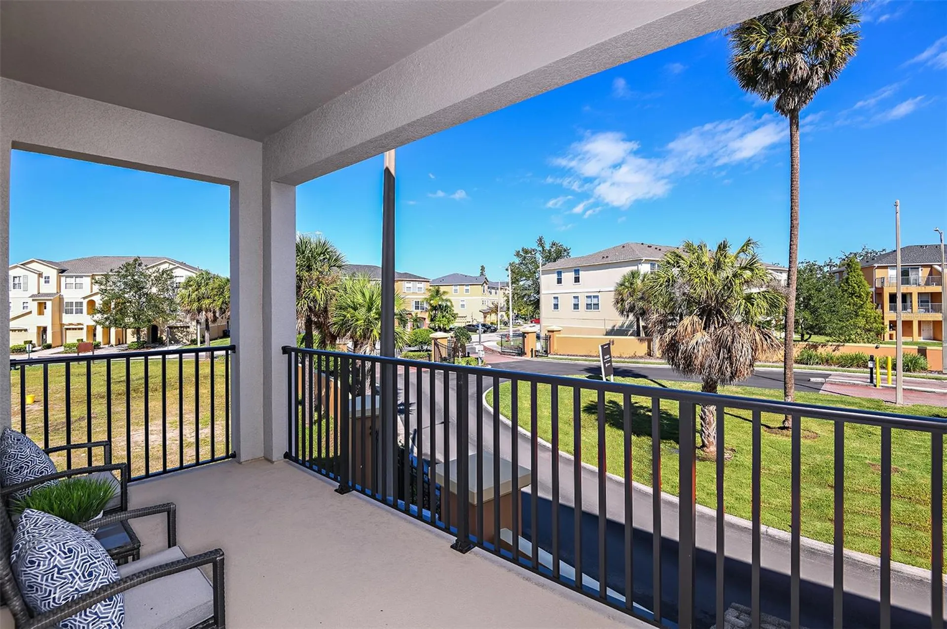 826 Tennyson Mill Circle Tampa FL 33619