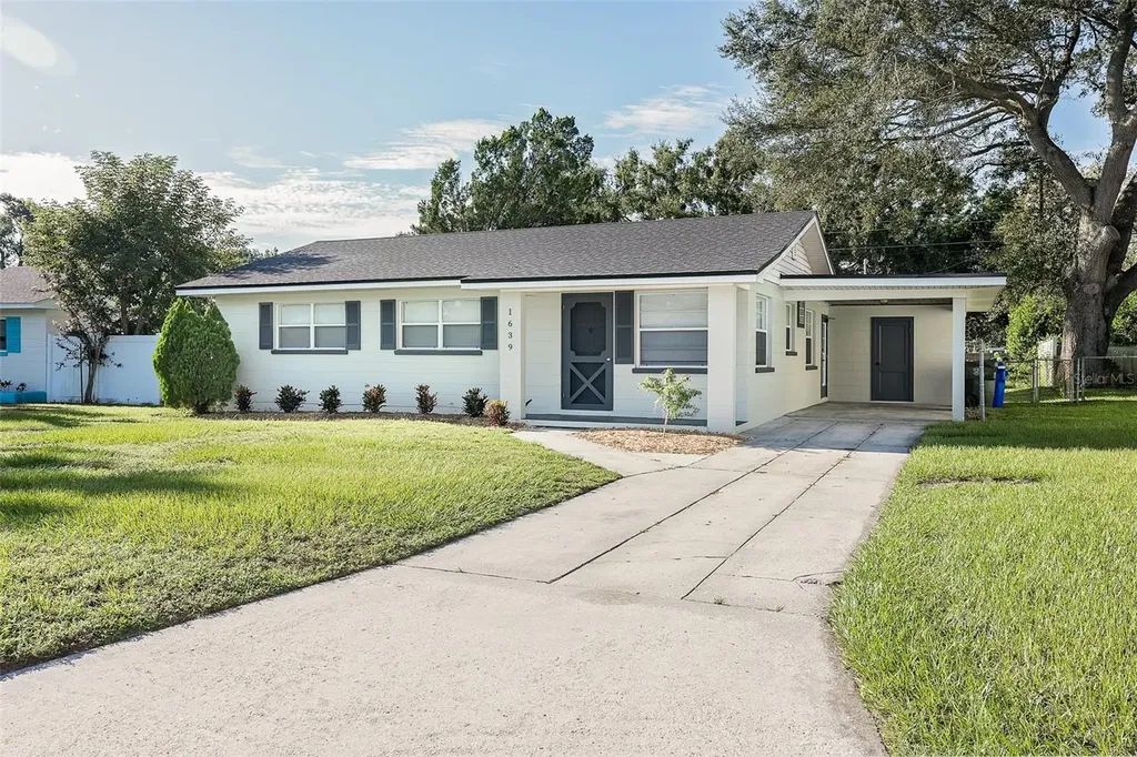 1639 Skinner Street Lakeland FL 33801
