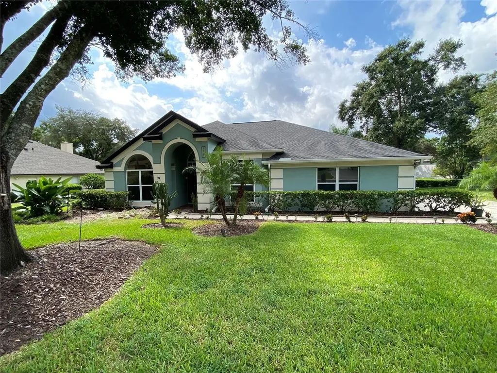 1667 Sweetwater West Circle Apopka FL 32712