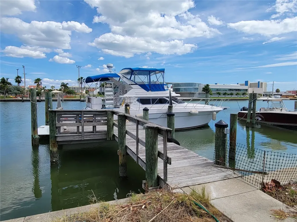 15318 Harbor Drive Madeira Beach FL 33708