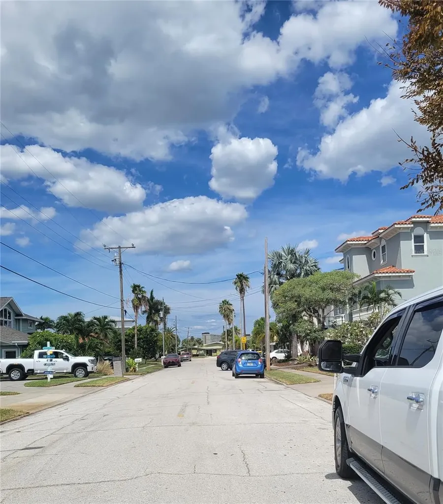 15318 Harbor Drive Madeira Beach FL 33708