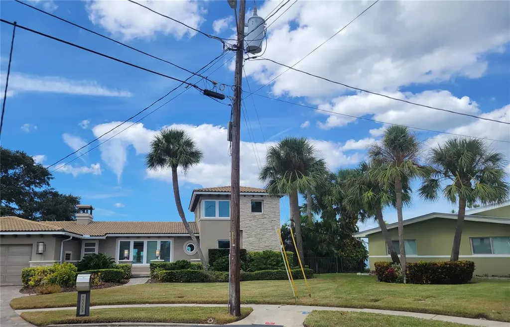 15318 Harbor Drive Madeira Beach FL 33708