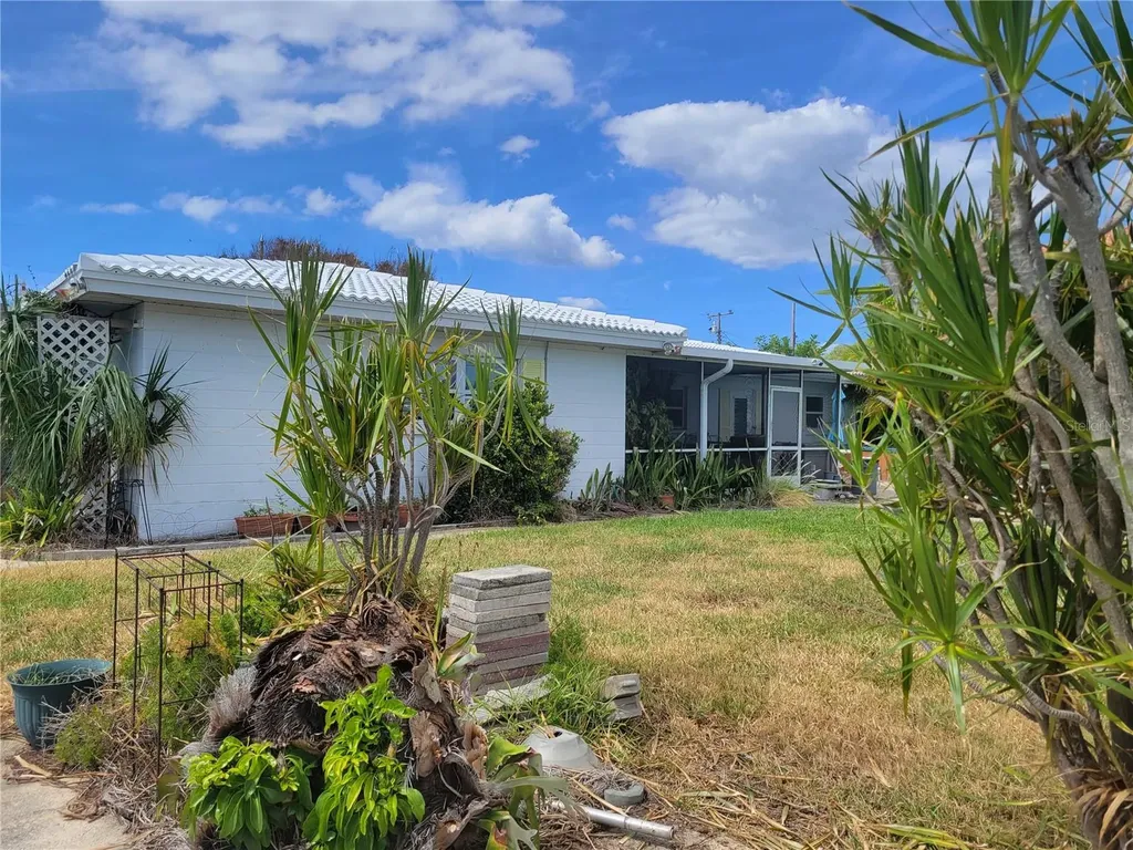 15318 Harbor Drive Madeira Beach FL 33708