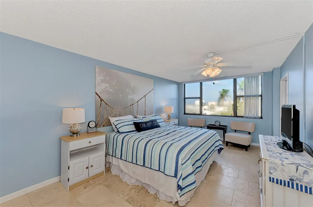 5855 Midnight Pass Road Sarasota FL 34242
