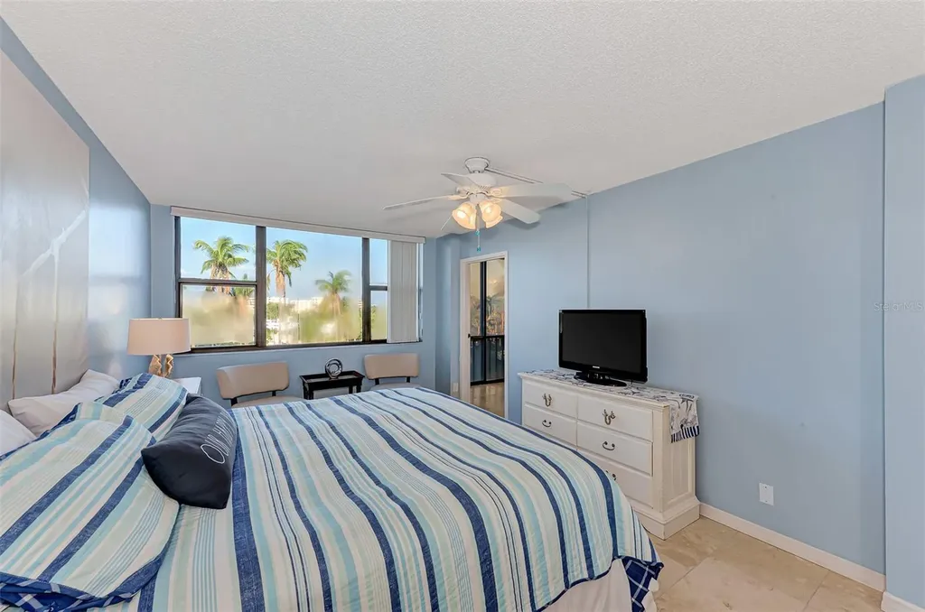 5855 Midnight Pass Road Sarasota FL 34242