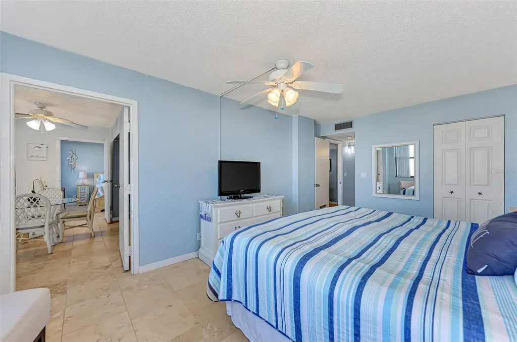 5855 Midnight Pass Road Sarasota FL 34242