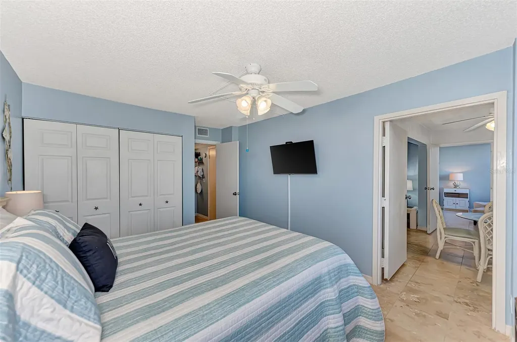 5855 Midnight Pass Road Sarasota FL 34242