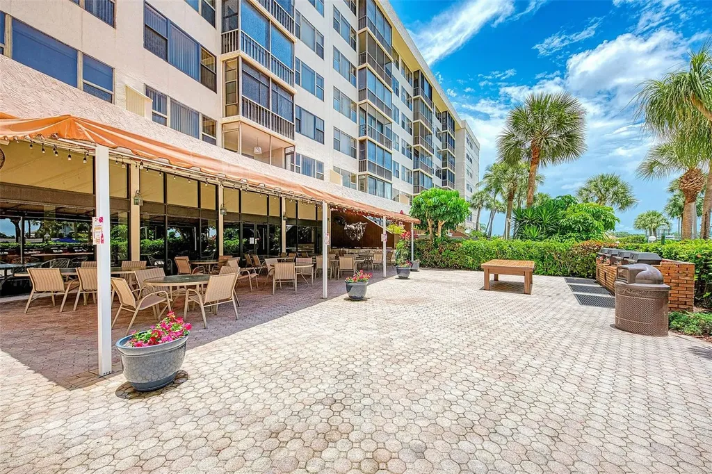 5855 Midnight Pass Road Sarasota FL 34242