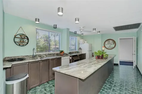 5855 Midnight Pass Road Sarasota FL 34242