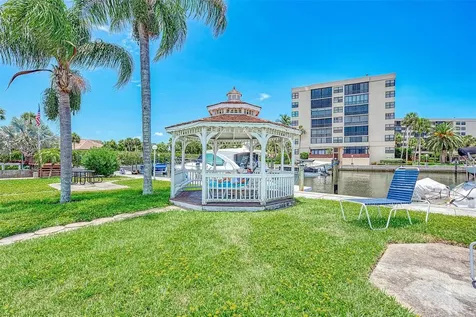 5855 Midnight Pass Road Sarasota FL 34242