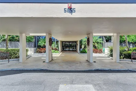 5855 Midnight Pass Road Sarasota FL 34242