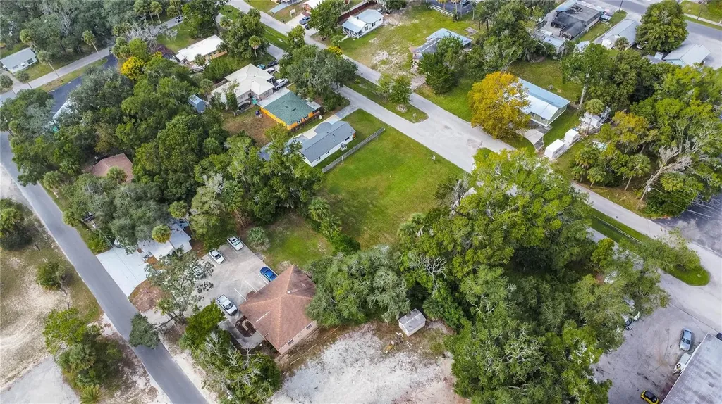 464 NE 2nd Street Crystal River FL 34429