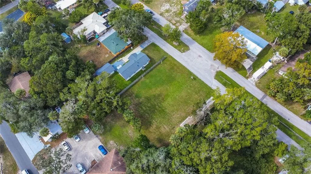 464 NE 2nd Street Crystal River FL 34429