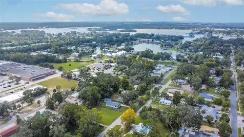 464 NE 2nd Street Crystal River FL 34429
