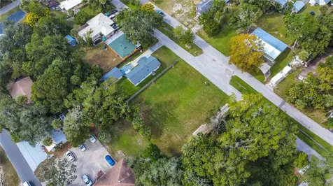 464 NE 2nd Street Crystal River FL 34429
