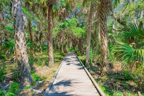 464 NE 2nd Street Crystal River FL 34429