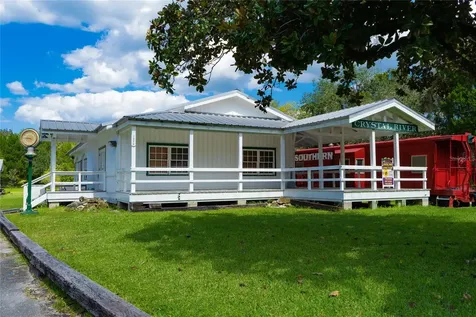 464 NE 2nd Street Crystal River FL 34429
