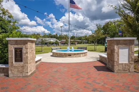 464 NE 2nd Street Crystal River FL 34429