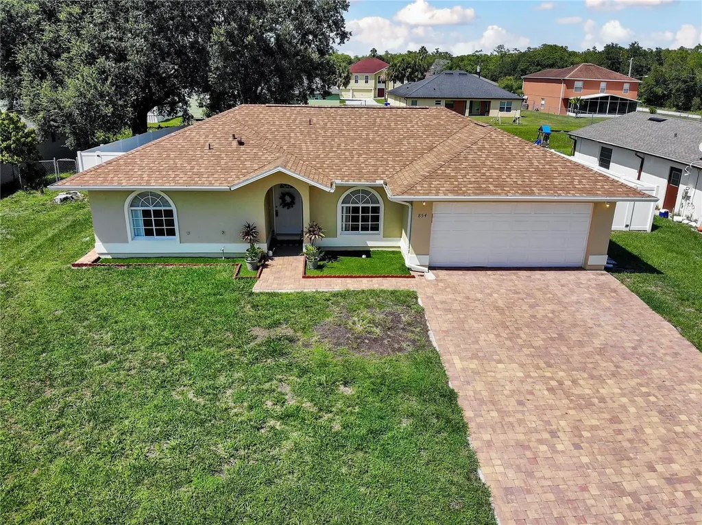 854 Mendoza Drive Kissimmee FL 34758