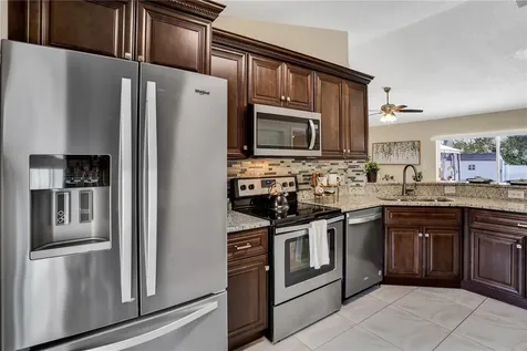 854 Mendoza Drive Kissimmee FL 34758