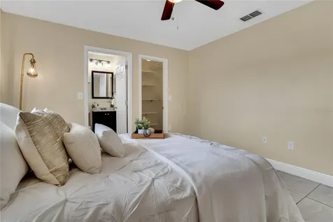 854 Mendoza Drive Kissimmee FL 34758