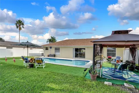 854 Mendoza Drive Kissimmee FL 34758