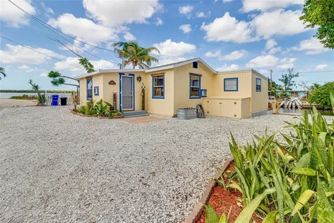 2662 Coco Plum Drive Matlacha FL 33993