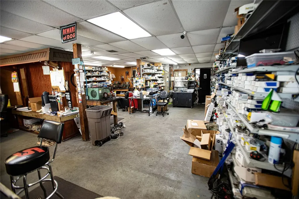 14827 Us Highway 19 Hudson FL 34667