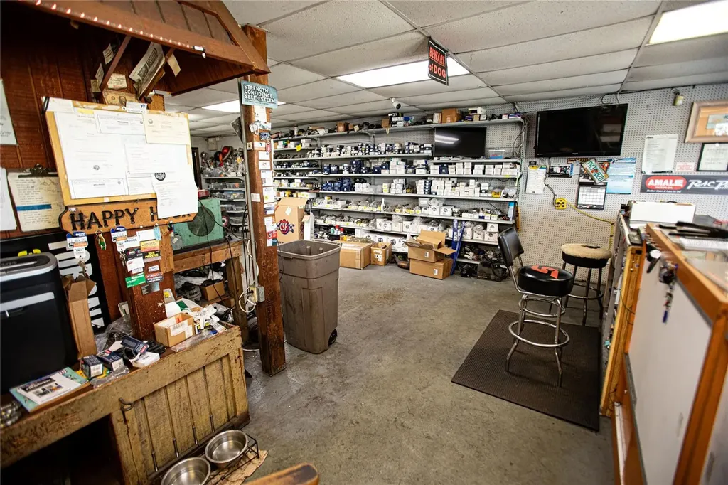 14827 Us Highway 19 Hudson FL 34667