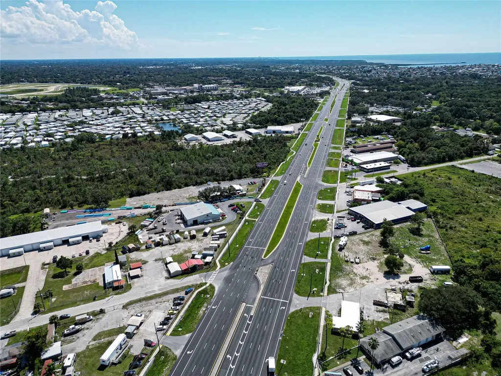 14827 Us Highway 19 Hudson FL 34667