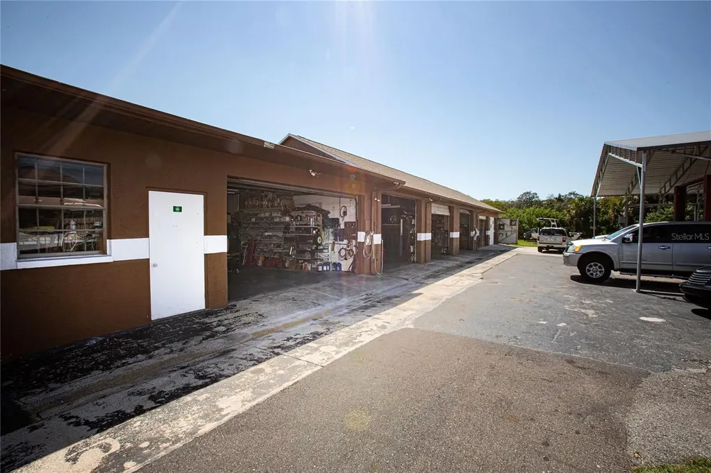 14827 Us Highway 19 Hudson FL 34667