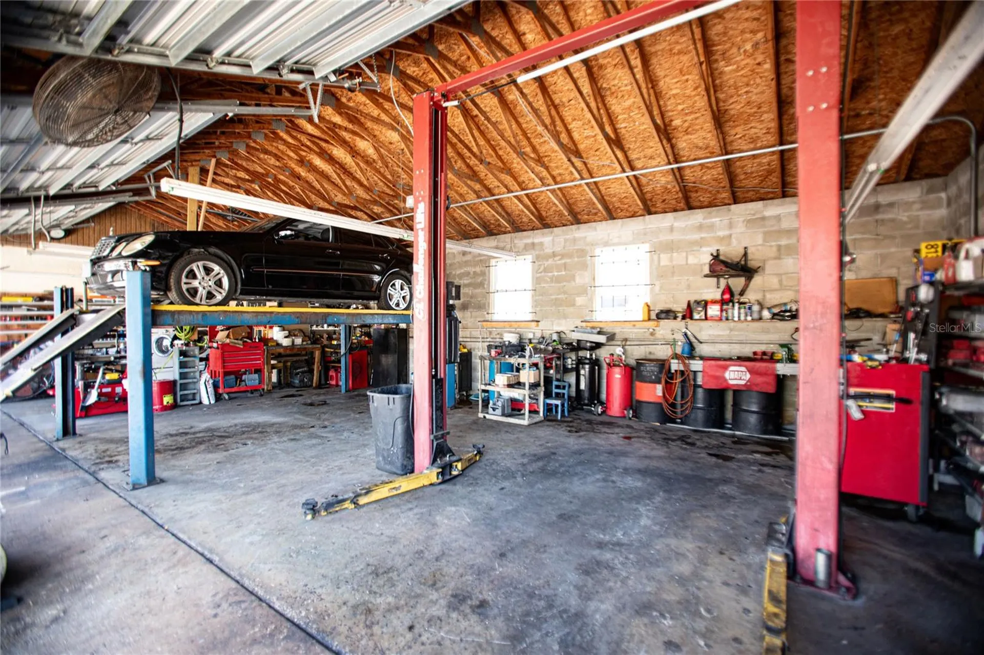 14827 Us Highway 19 Hudson FL 34667