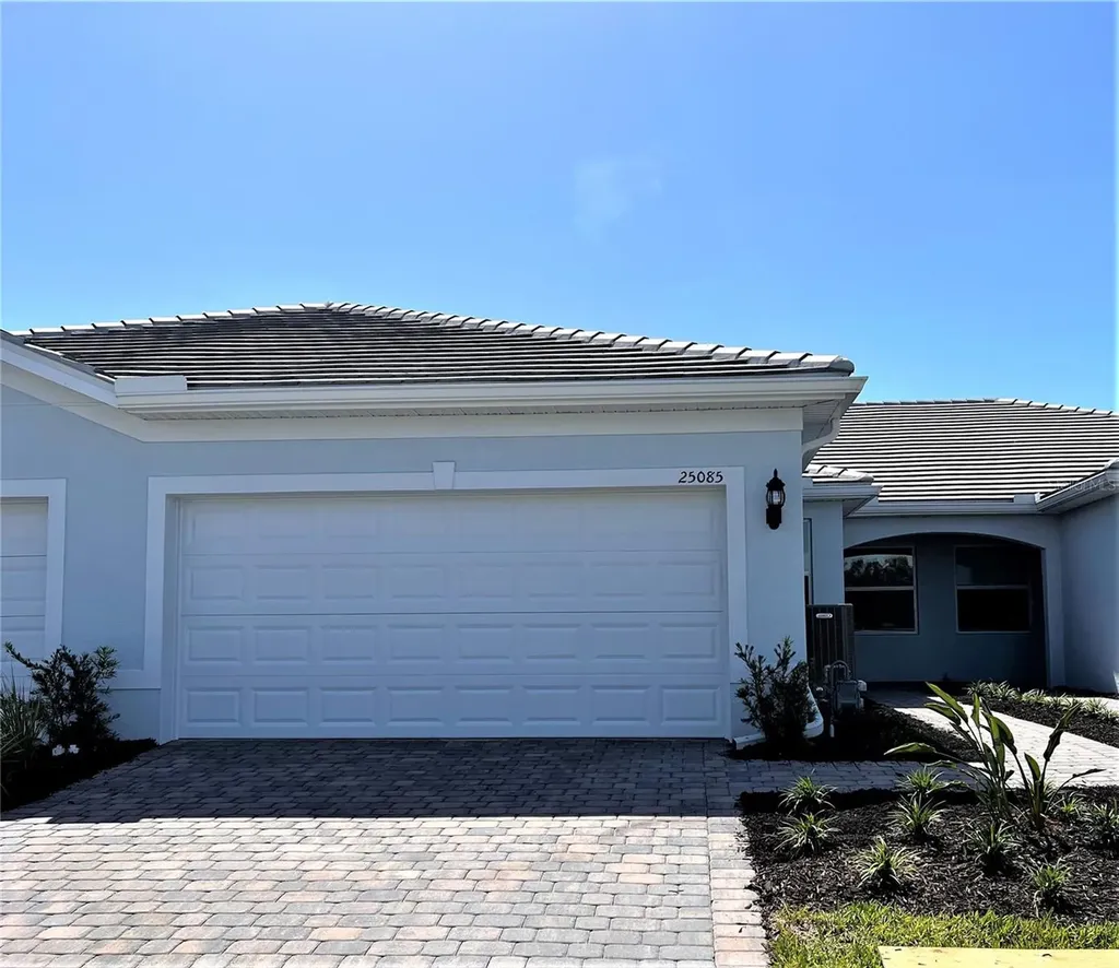 25085 Pearl Lake Circle Englewood FL 34223