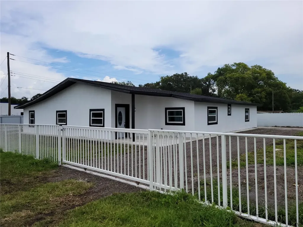 823 N Combee Road Lakeland FL 33801